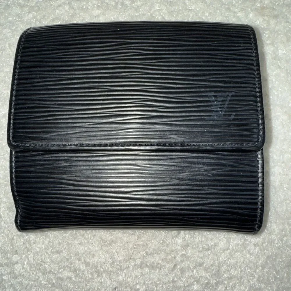 Louis Vuitton Epi Leather Wallet Color Black